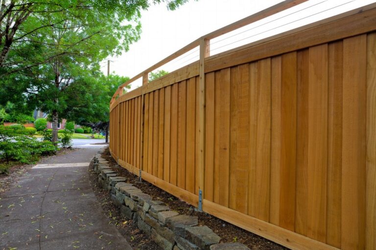 Choosing the Best Material for Your Privacy Fence