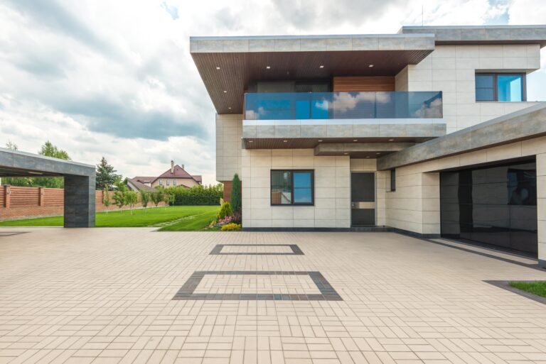 Concrete Driveway Paint Finishes and Coatings: Which One is Right for You?