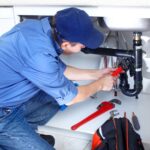 5 Signs Its Time to Call a Plumber Immediately