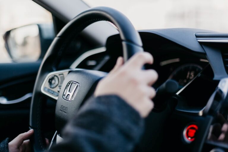 7 Benefits of Buying Pre-Owned Hondas