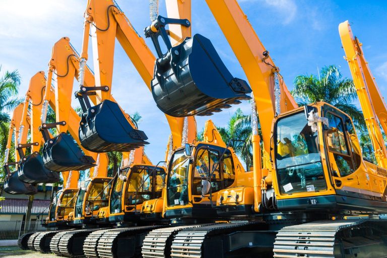 How Heavy Equipment Manufacturers are Improving Productivity and Maximizing Efficiency