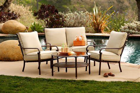 How to Choose Outdoor Patio Furniture Shop Louisville: Watson’s & More