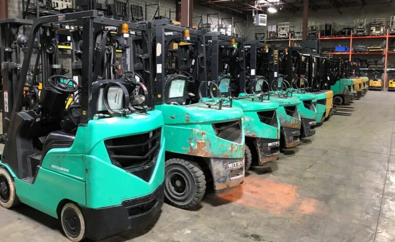 Things to Look for When Choosing a Forklift Dealers
