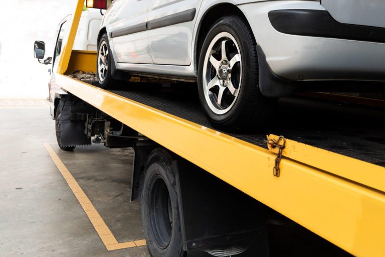 Understanding the Different Types of Coverage for Commercial Tow Truck Insurance