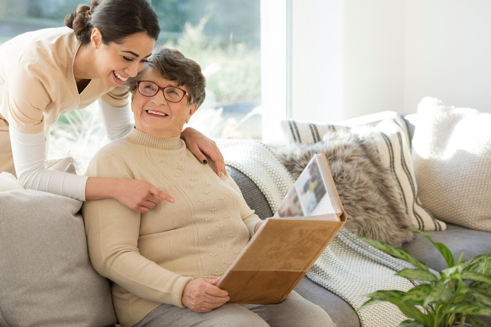 The Top 7 Qualities to Look for in a Private Duty Caregiver