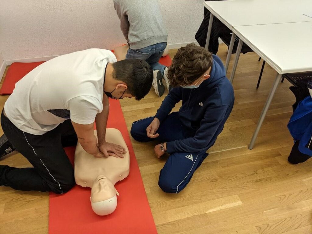 CPR and First Aid Certificate Online
